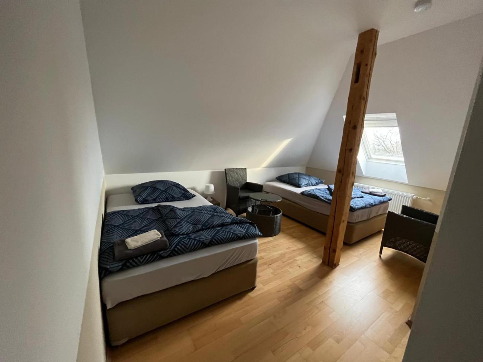 Doppelzimmer-Bad-Kuehlschrank-Tv-19 Meine Экстерьер фото