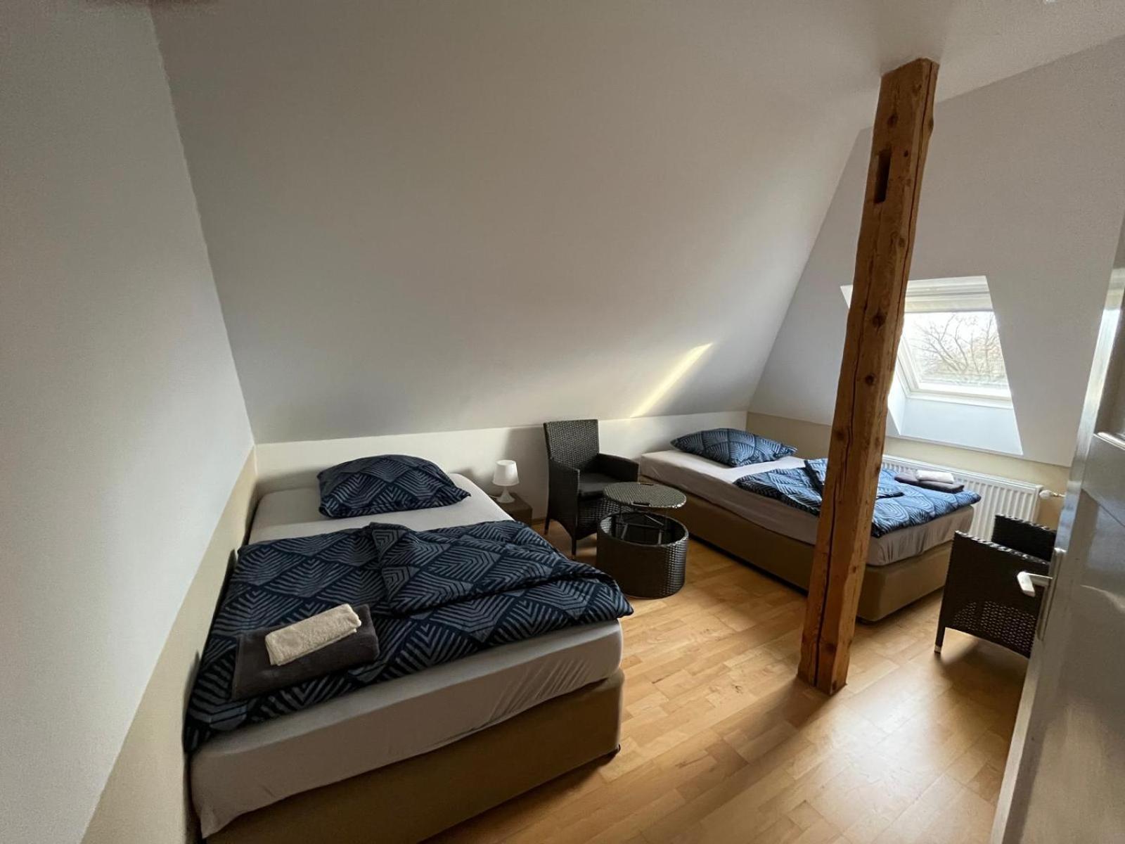 Doppelzimmer-Bad-Kuehlschrank-Tv-19 Meine Экстерьер фото